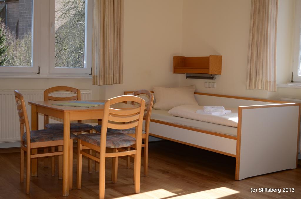 Stiftsberg - Bildungs- Und Freizeitzentrum Kyllburg 外观 照片