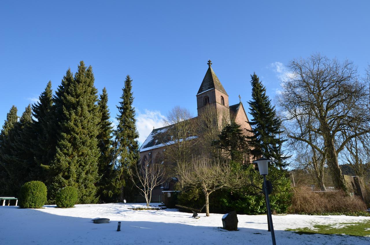 Stiftsberg - Bildungs- Und Freizeitzentrum Kyllburg 外观 照片